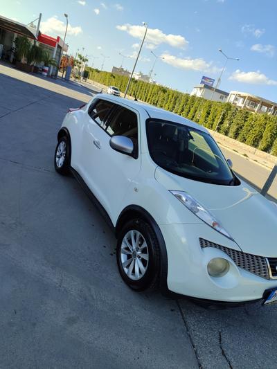 Nissan  Juke  — 2