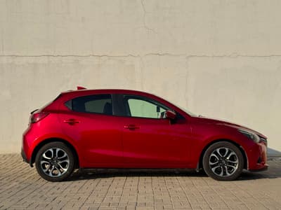 Mazda Demio — 4