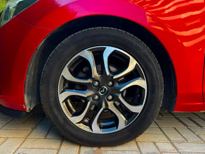 Mazda Demio — 9