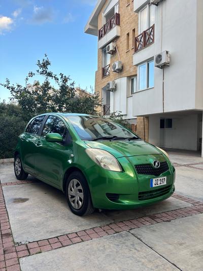 Toyota Vitz — 3
