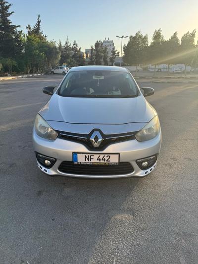 Renault Fluence — 4