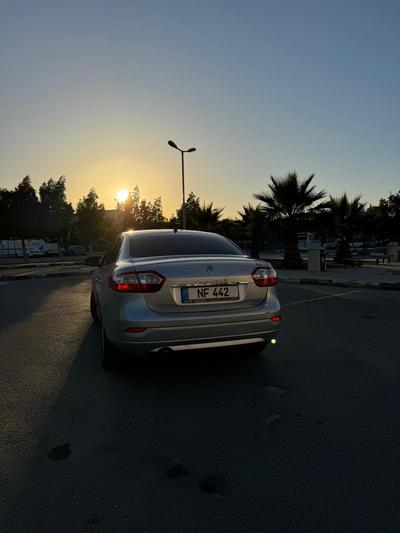 Renault Fluence — 6