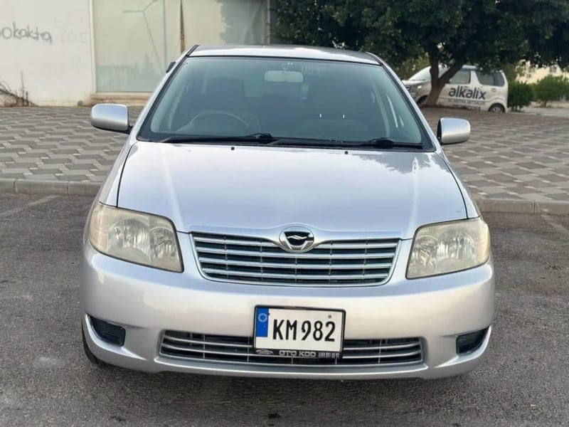 Toyota Corolla — 2