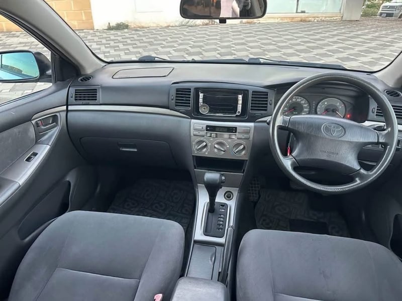 Toyota Corolla — 6