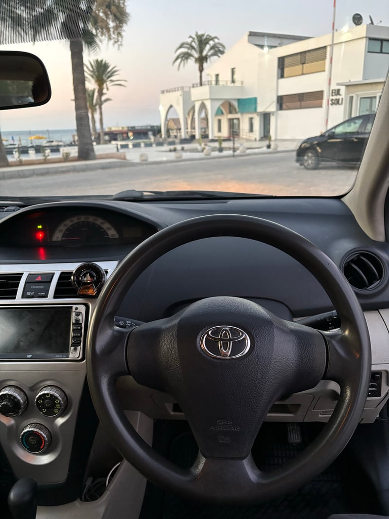 Toyota Belta — 3