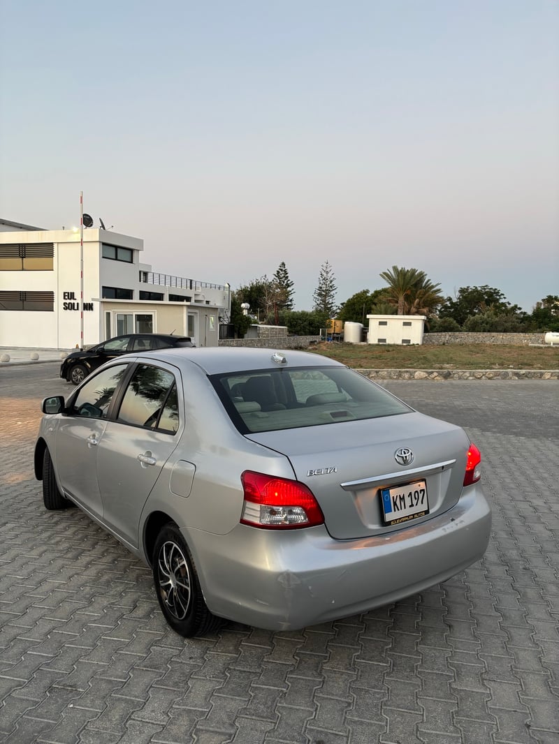 Toyota Belta — 4