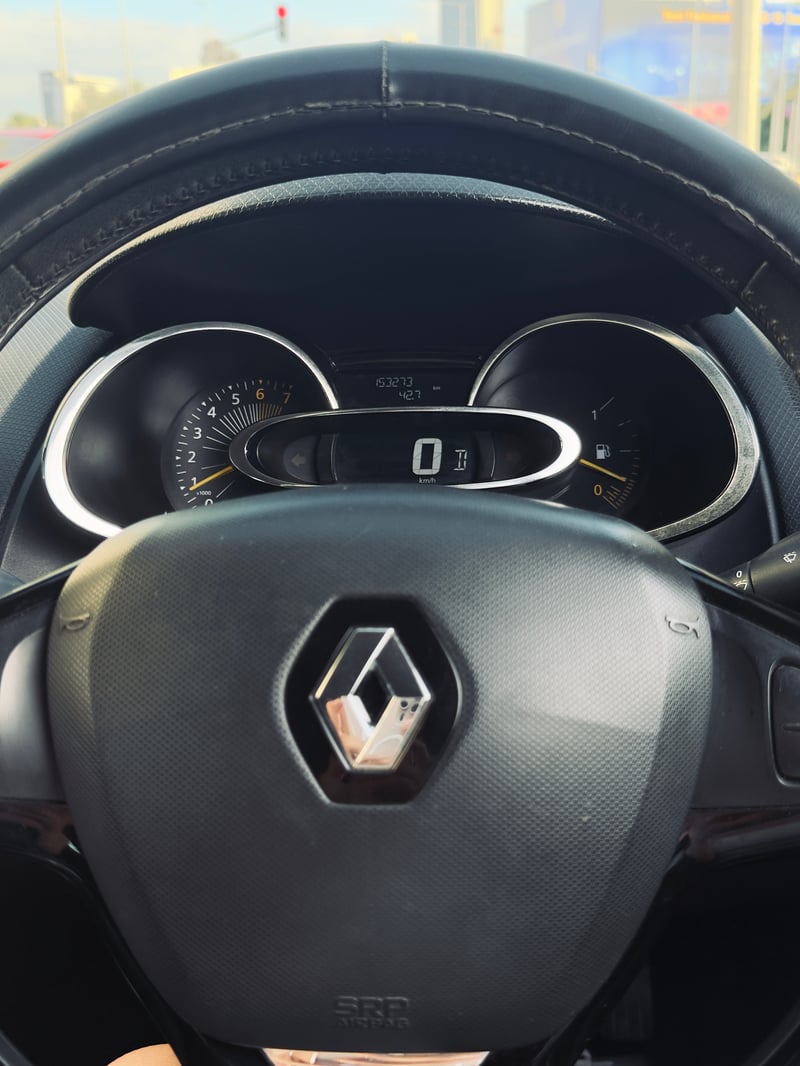 Renault Clio — 3