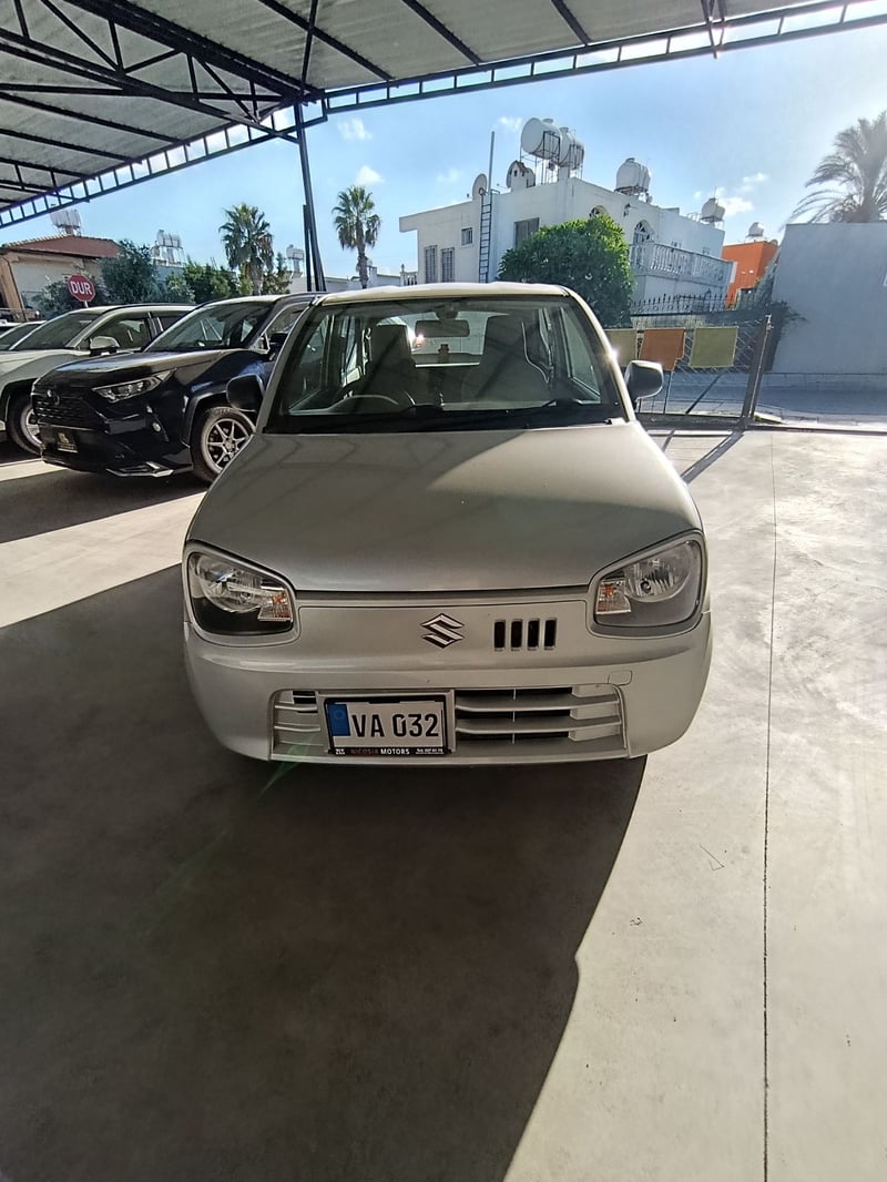 Suzuki Alto — 1/10