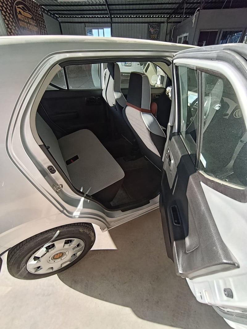 Suzuki Alto — 6