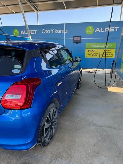 Suzuki Swift RS — 10