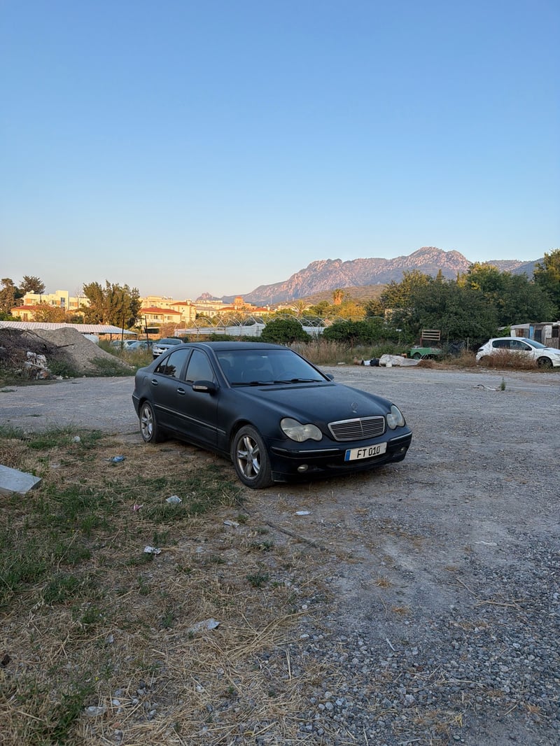 Mercedes-Benz C 200 — 2