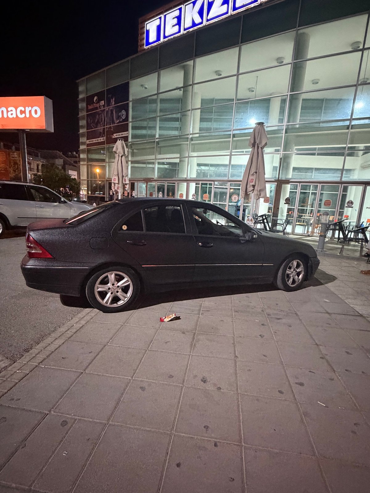 2001 Mercedes-Benz C 200 2