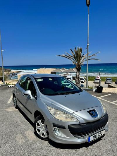 Peugeot 308 — 1