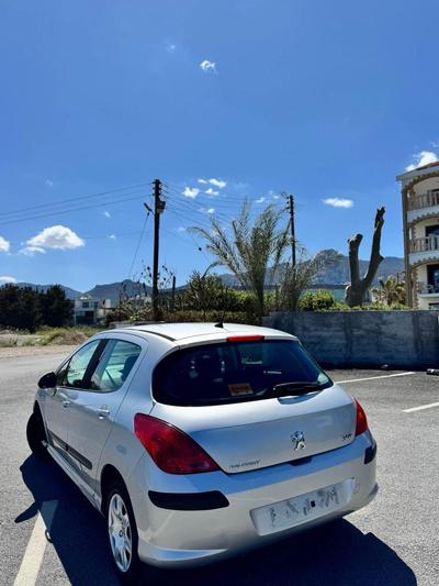 Peugeot 308 — 4