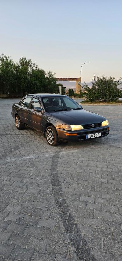 1993 Toyota Corolla