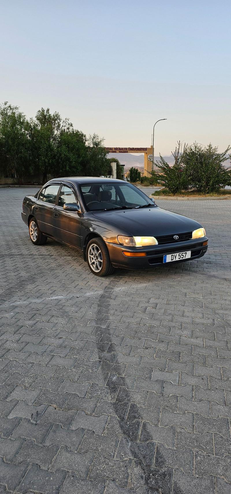 Toyota Corolla — 1/7