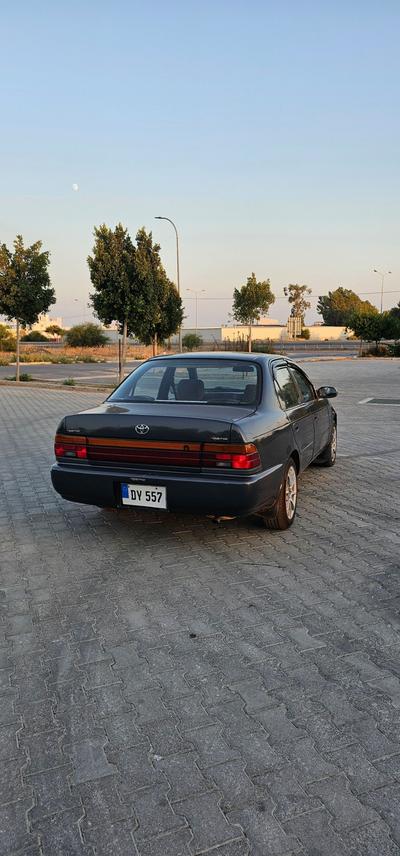 Toyota Corolla — 4