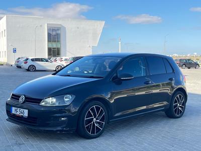 Volkswagen Golf — 7