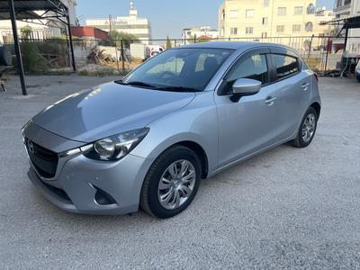 Mazda Demio — 3