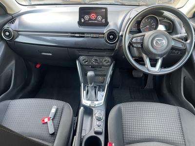 Mazda Demio — 7