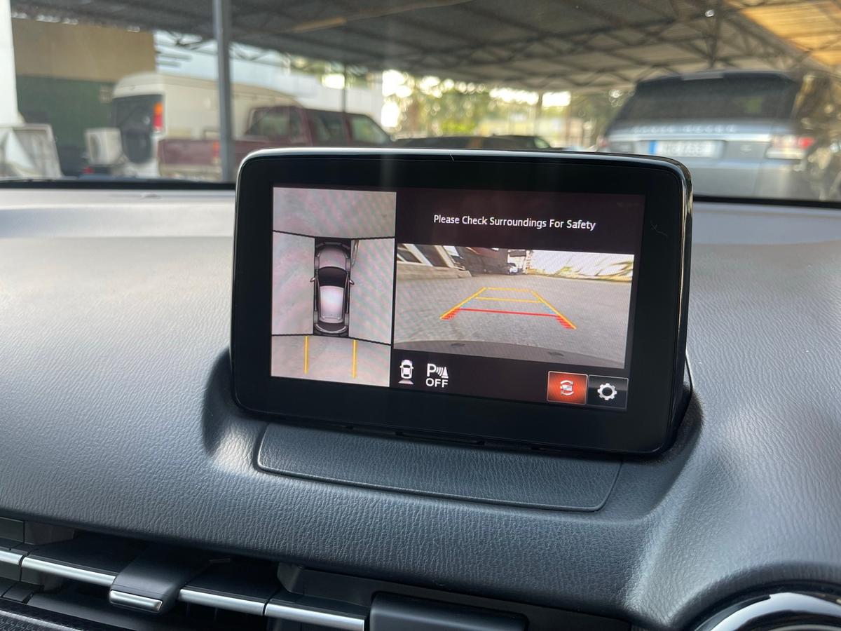 2019 Mazda Demio 8