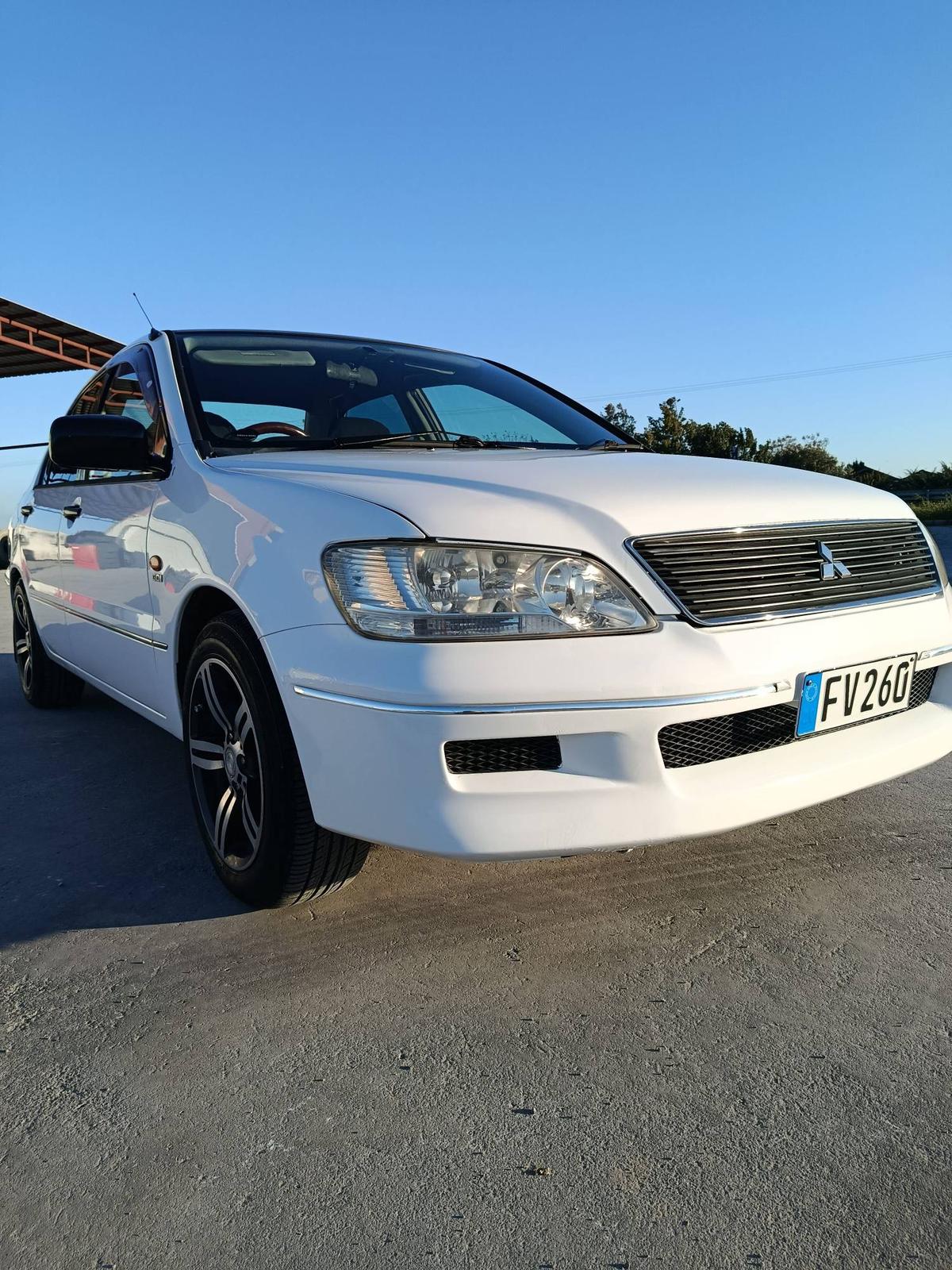 2001 Mitsubishi Lancer 2