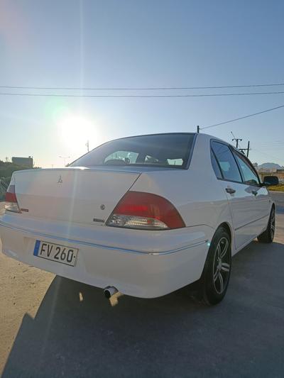 Mitsubishi Lancer — 5