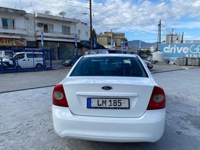 Ford Focus — 3