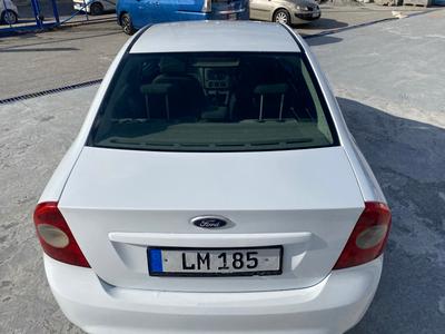 Ford Focus — 6