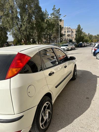 Ford Focus — 5