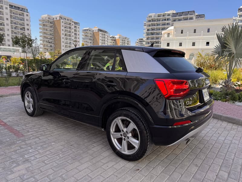 Audi Q2 — 1/10