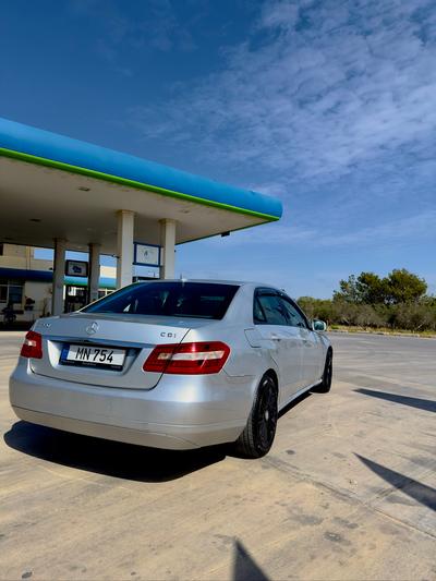 Mercedes-Benz E 220 — 5