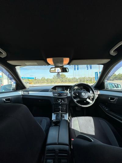 Mercedes-Benz E 220 — 7