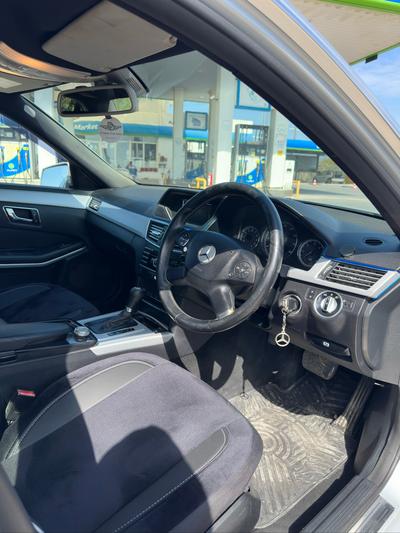 Mercedes-Benz E 220 — 8