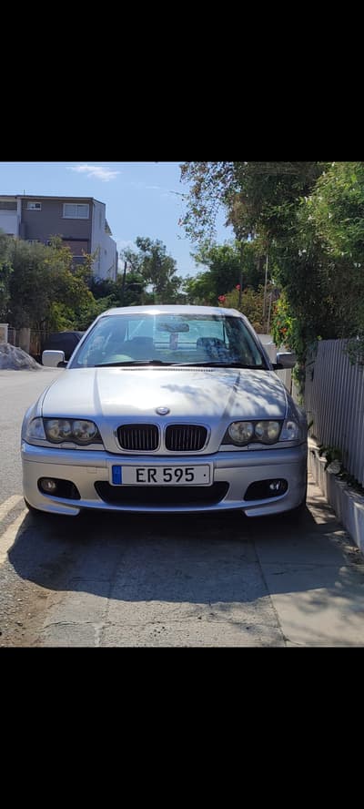 BMW 325i — 1