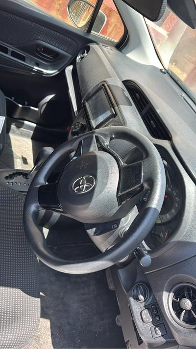 Toyota Vitz — 6