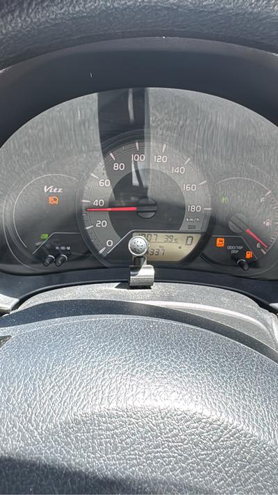 Toyota Vitz — 10