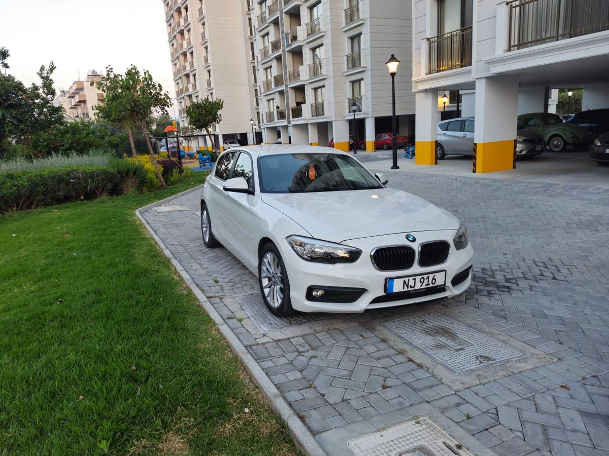 2015 BMW 118i