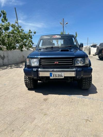 Mitsubishi Pajero — 6