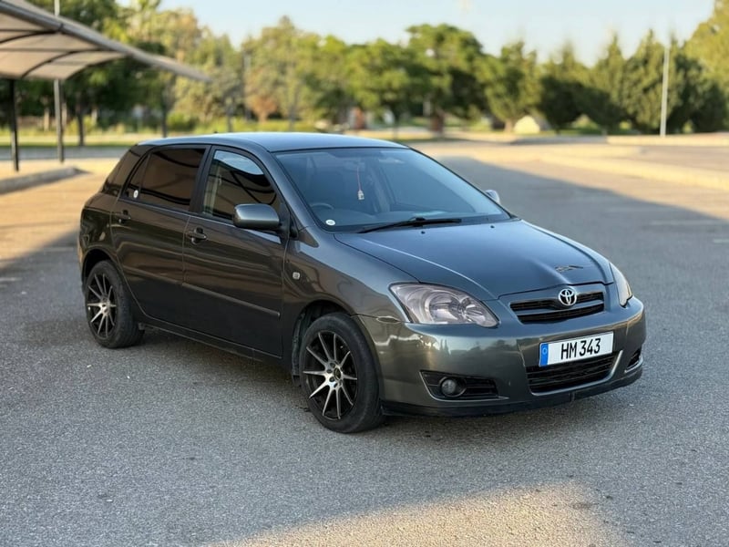 2005 Toyota Corolla