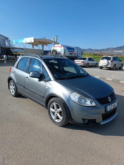 Suzuki SX4 — 4
