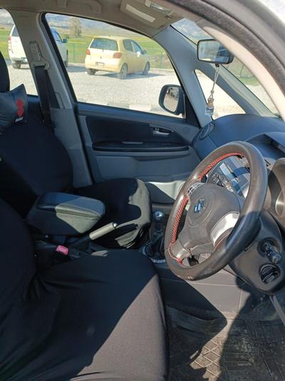 Suzuki SX4 — 8
