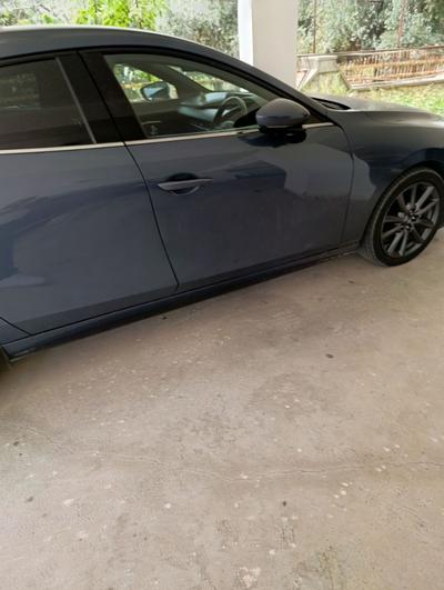 Mazda 3 — 4