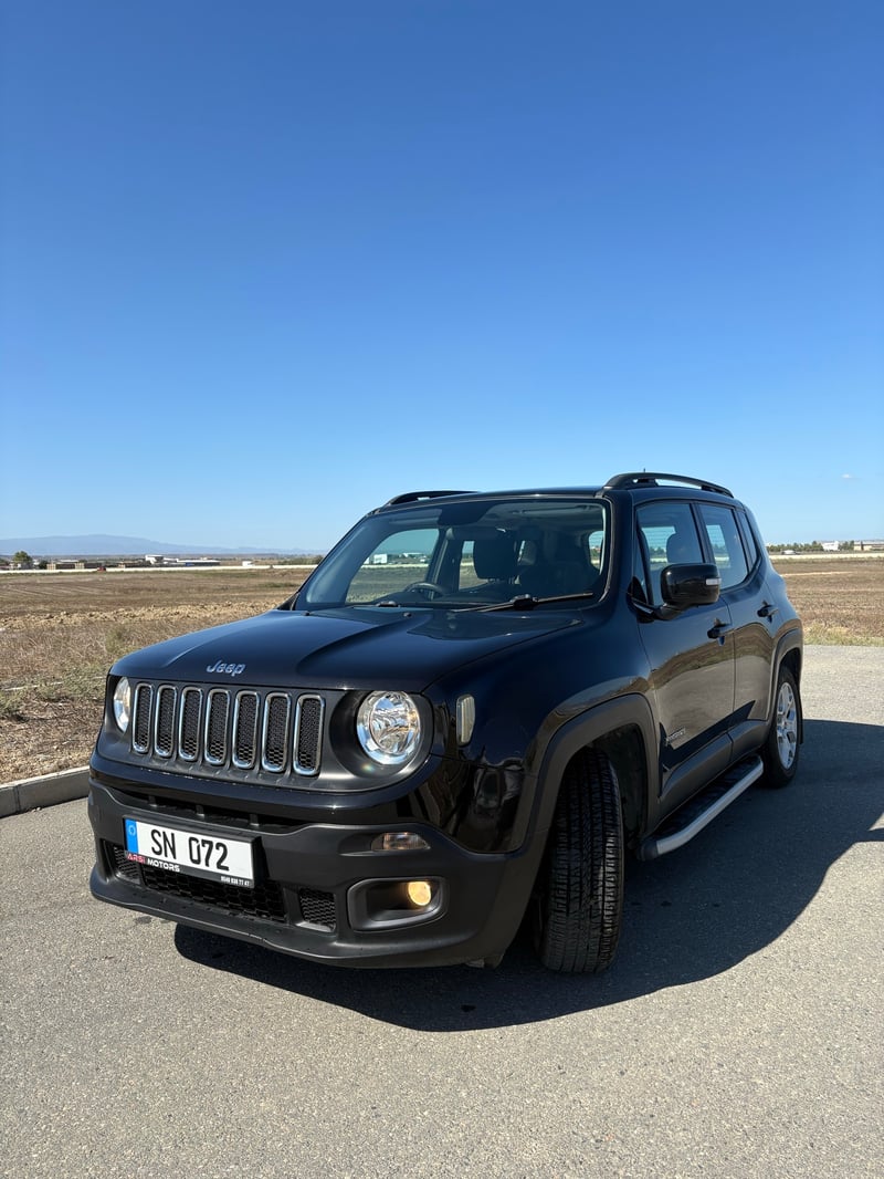 Jeep Renegade — 1/4