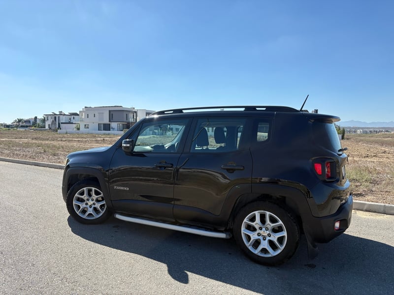 Jeep Renegade — 2