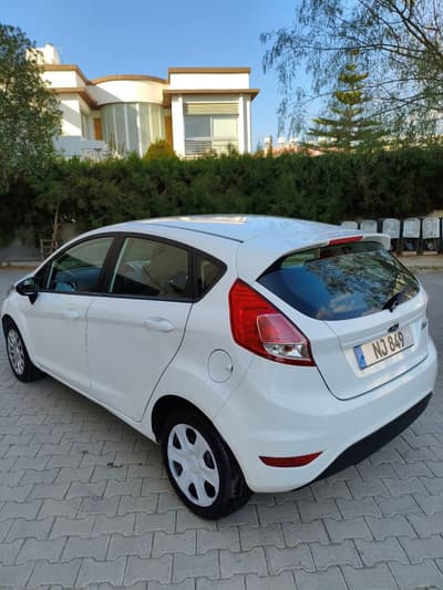 Ford Fiesta — 6