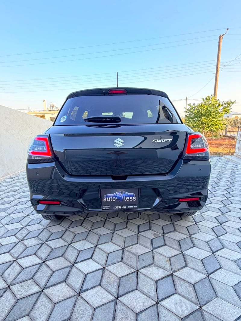 Suzuki Swift — 2