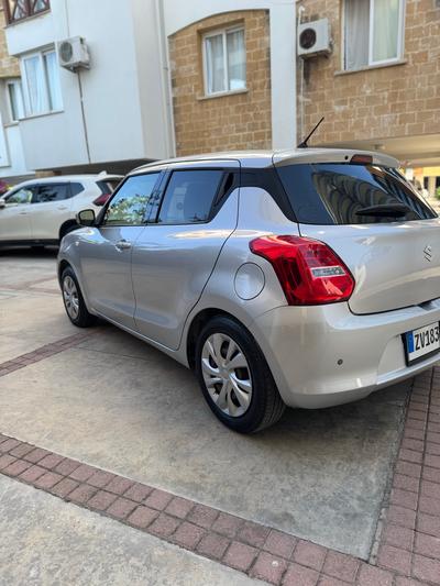 Suzuki Swift — 5