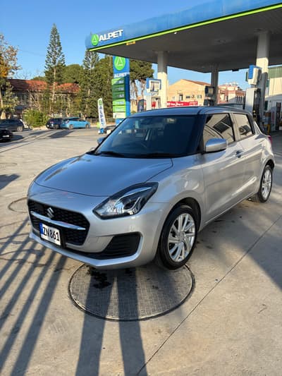 Suzuki Swift — 1