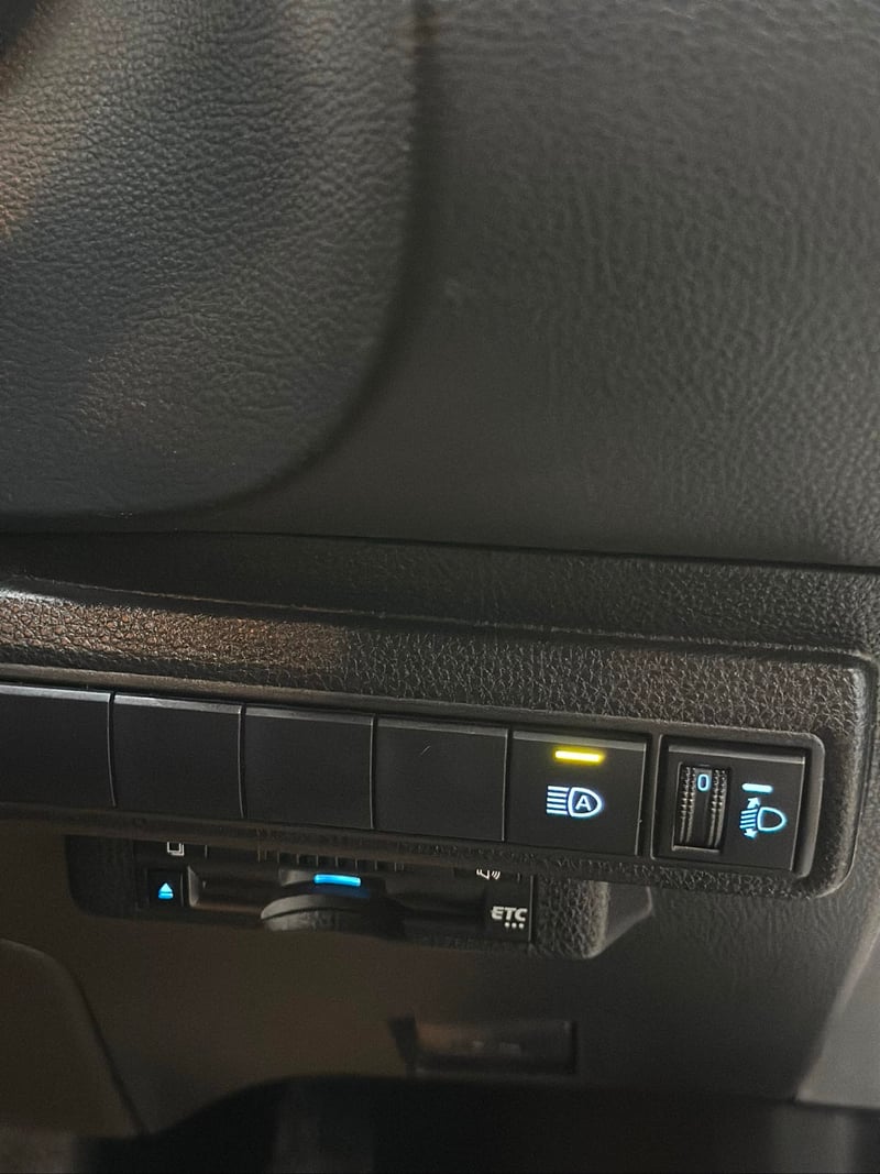 Toyota Corolla Touring — 7